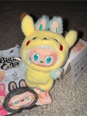 SOLD💛Pop Mart Labubu Big Into Energy Serenity green with Pikachu outfit